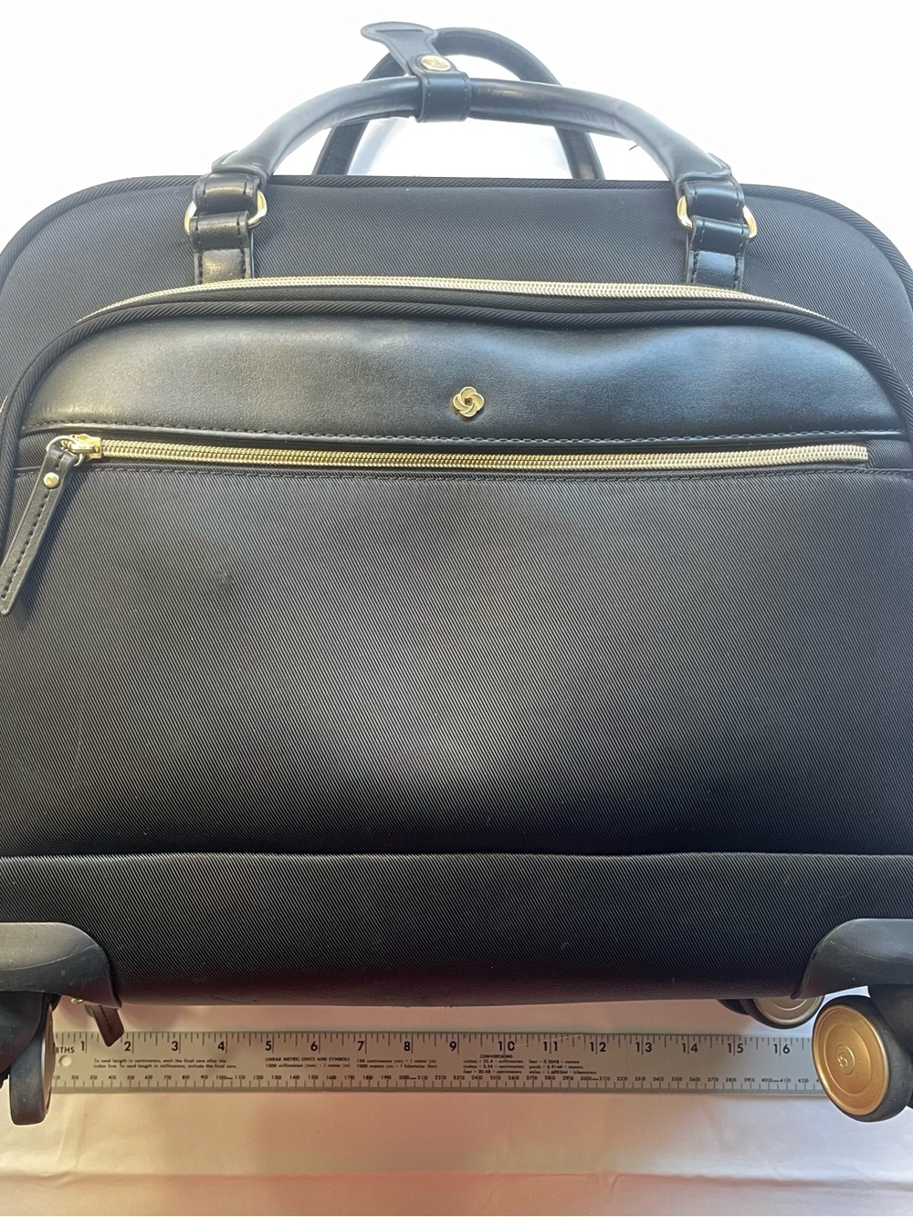 Samsonite 15.6 Rolling Laptop Bag Carry On Spinner Mobile Office USB Gold